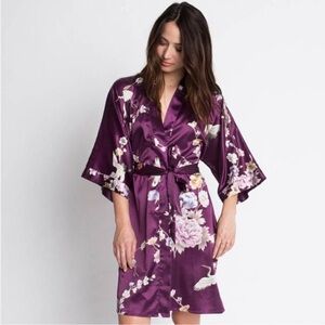 KIM+ONO | Kimono Robe Short in Plum Chrysanthemum & Crane | OS | NWOT